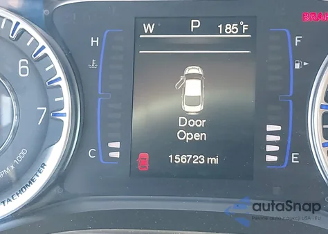 2015 Chrysler 200 Limited из США, поврежденный, VIN 1C3CCCAB4FN557922